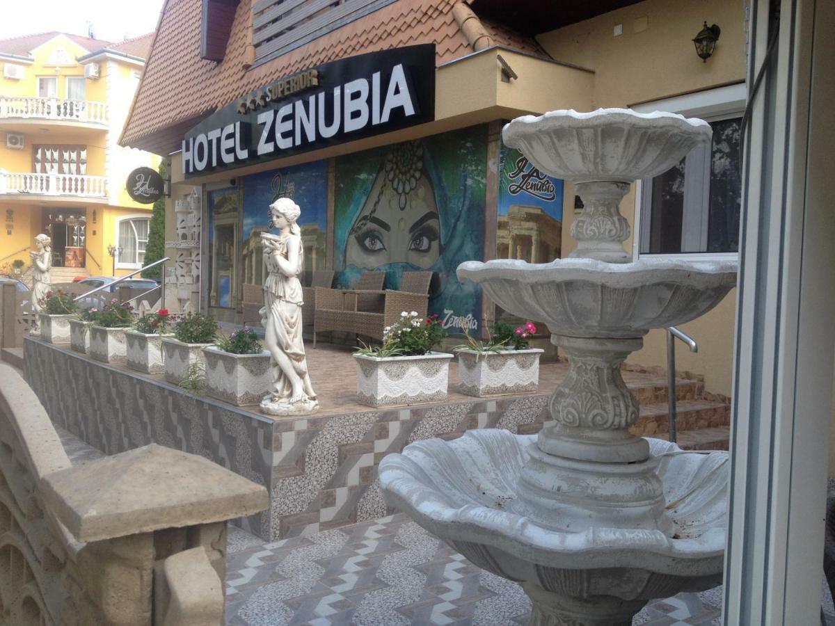 Hotel Zenubia Hajduszoboszlo Exterior photo